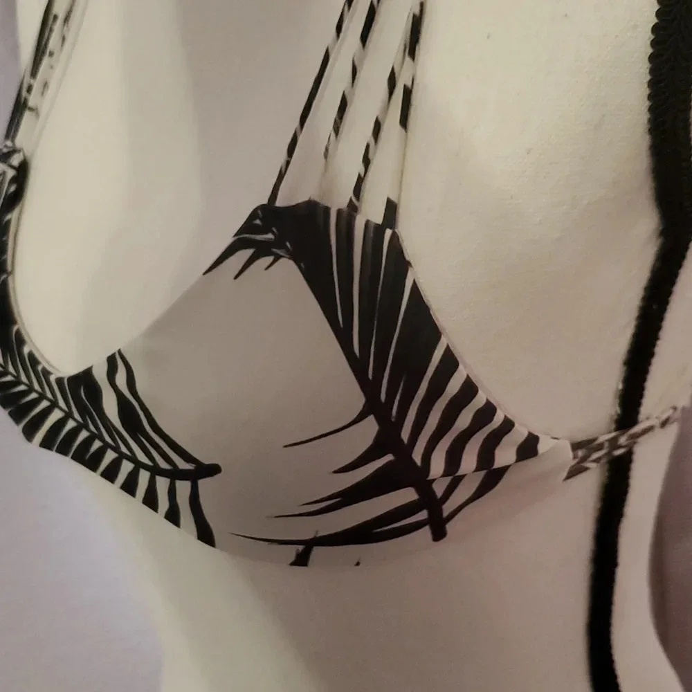 Mikoh Banyans Multi String Bikini Swim Top In Palm Leaf M